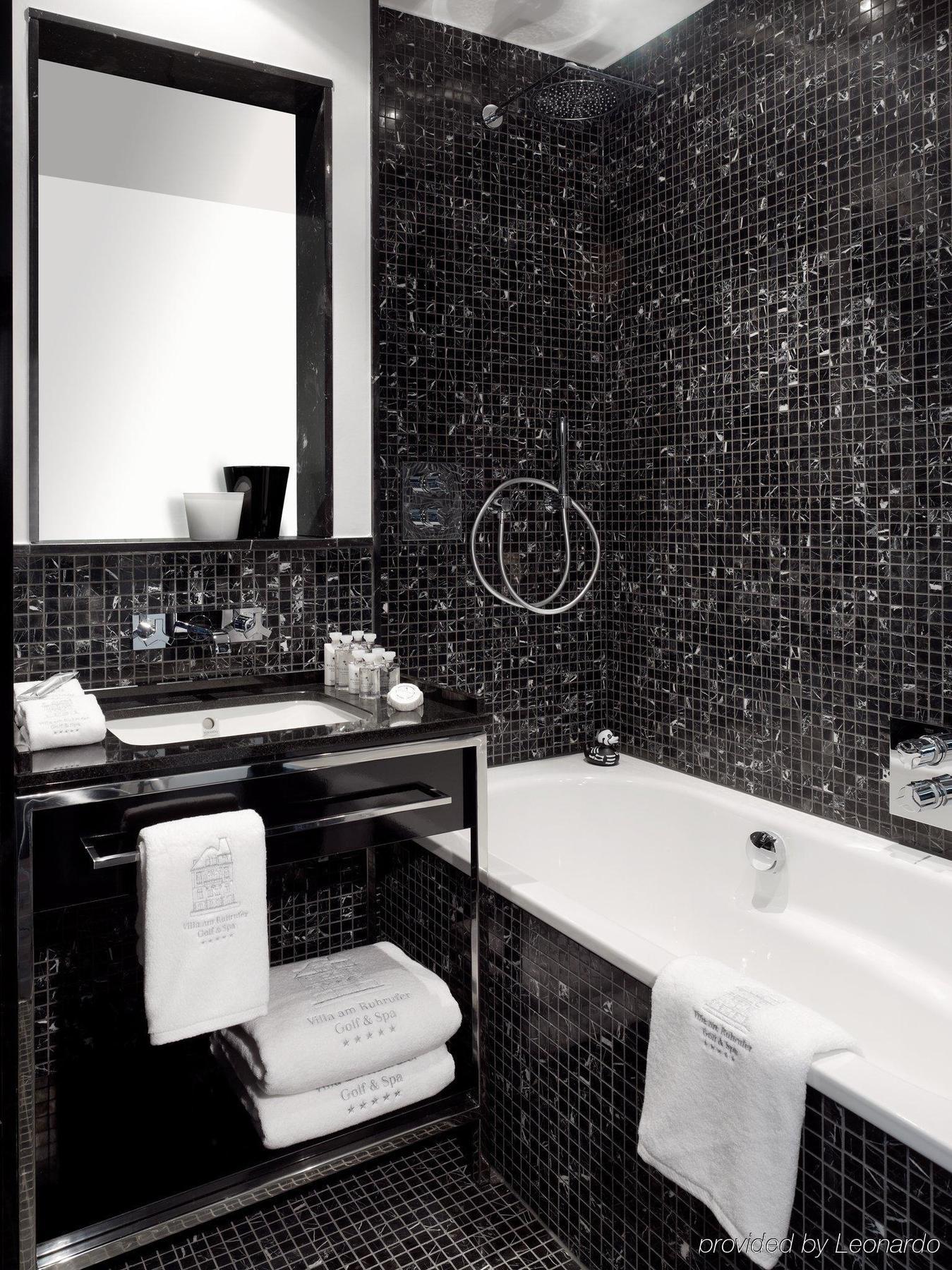 Boutique Hotel Villa Am Ruhrufer Golf & Spa 뮬하임안더루 외부 사진