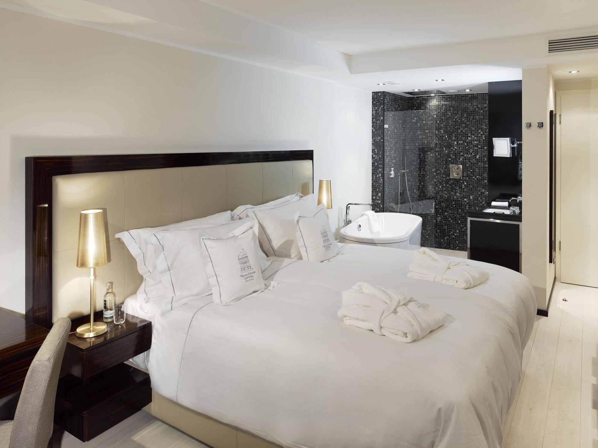 Boutique Hotel Villa Am Ruhrufer Golf & Spa 뮬하임안더루 객실 사진