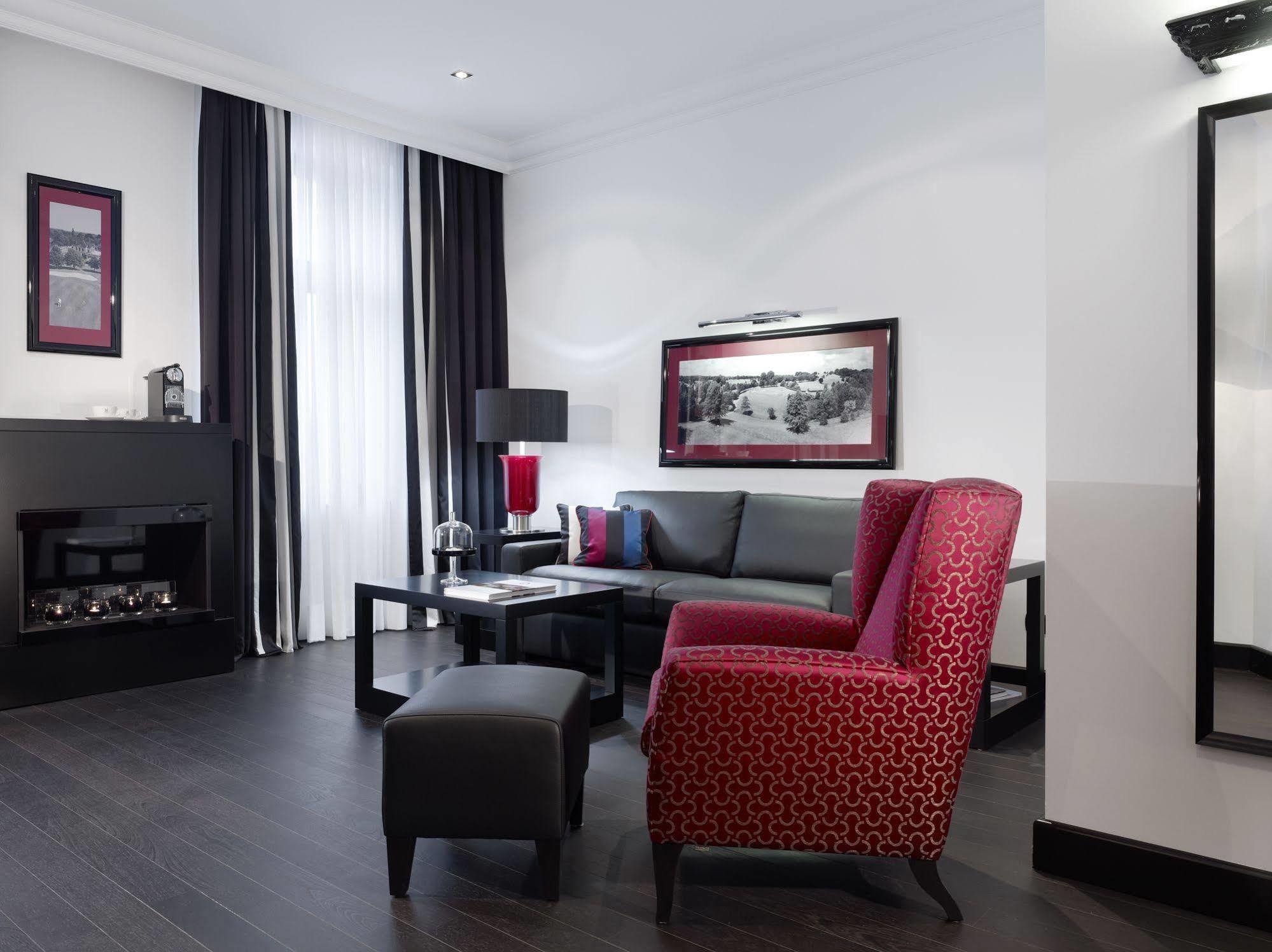 Boutique Hotel Villa Am Ruhrufer Golf & Spa 뮬하임안더루 객실 사진