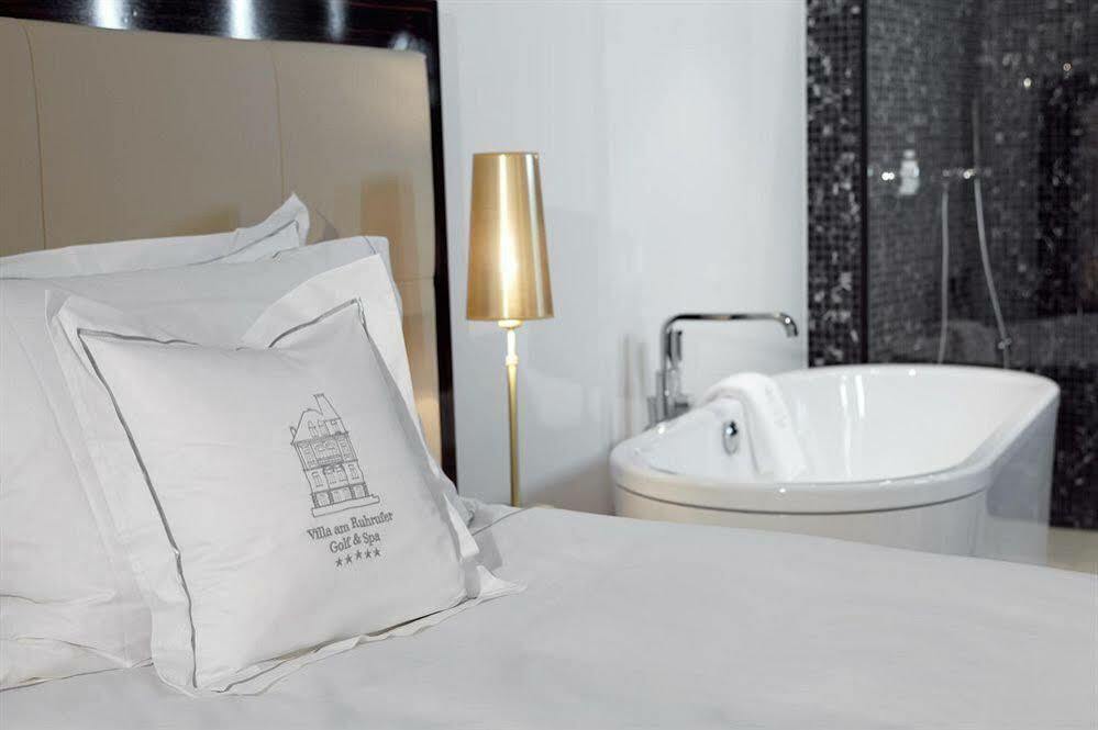 Boutique Hotel Villa Am Ruhrufer Golf & Spa 뮬하임안더루 외부 사진